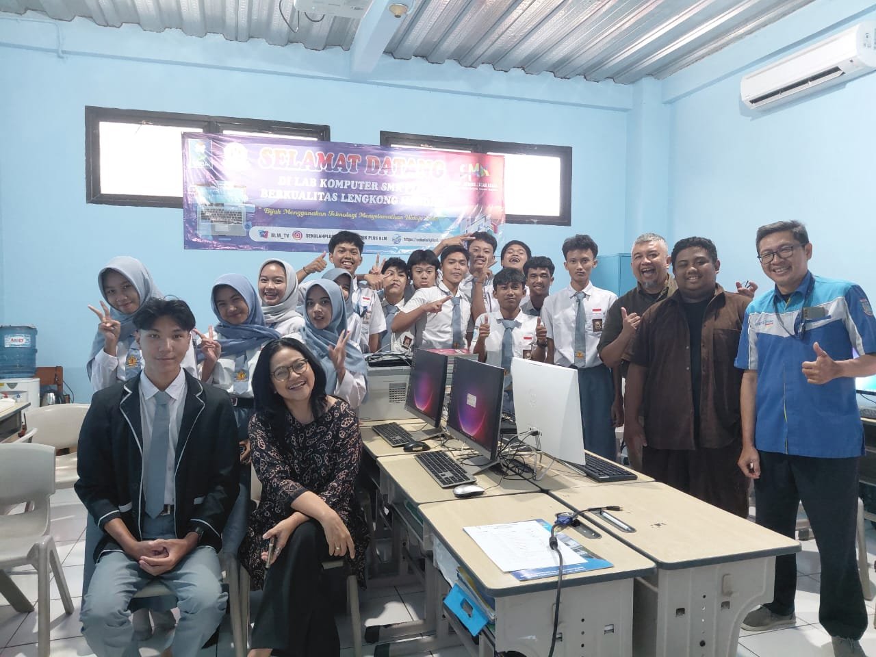 Belajar Memahami Pasar Sejak Dini: Digital Marketing Sharing Session di Sekolah Plus BLM