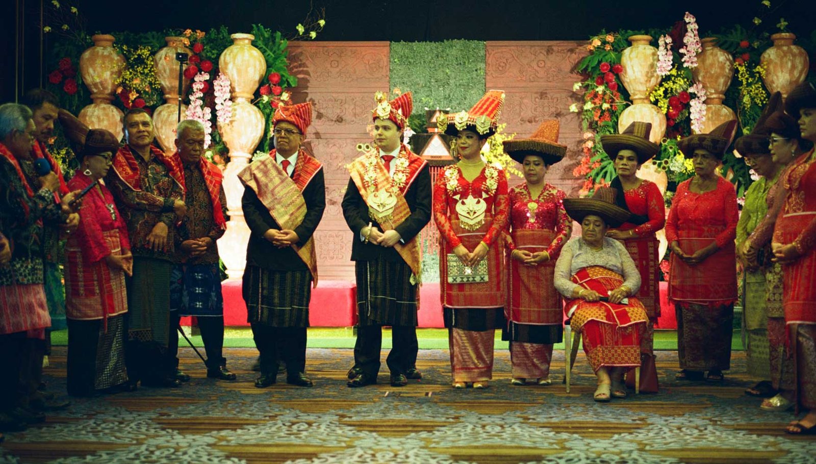 Budaya Karo dalam Pernikahan: Merawat Ikatan Keluarga, Menghidupi Nilai, dan Menghormati Leluhur